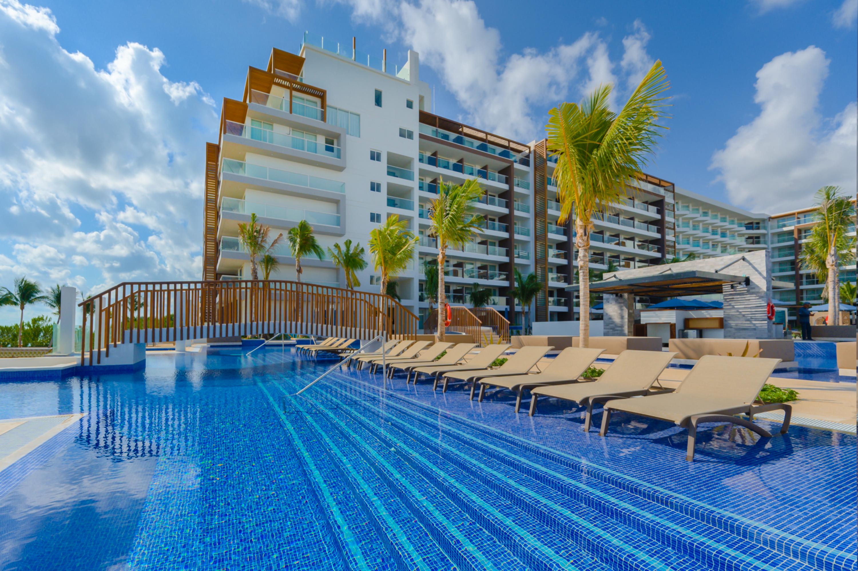 Royalton Splash RC Pools2